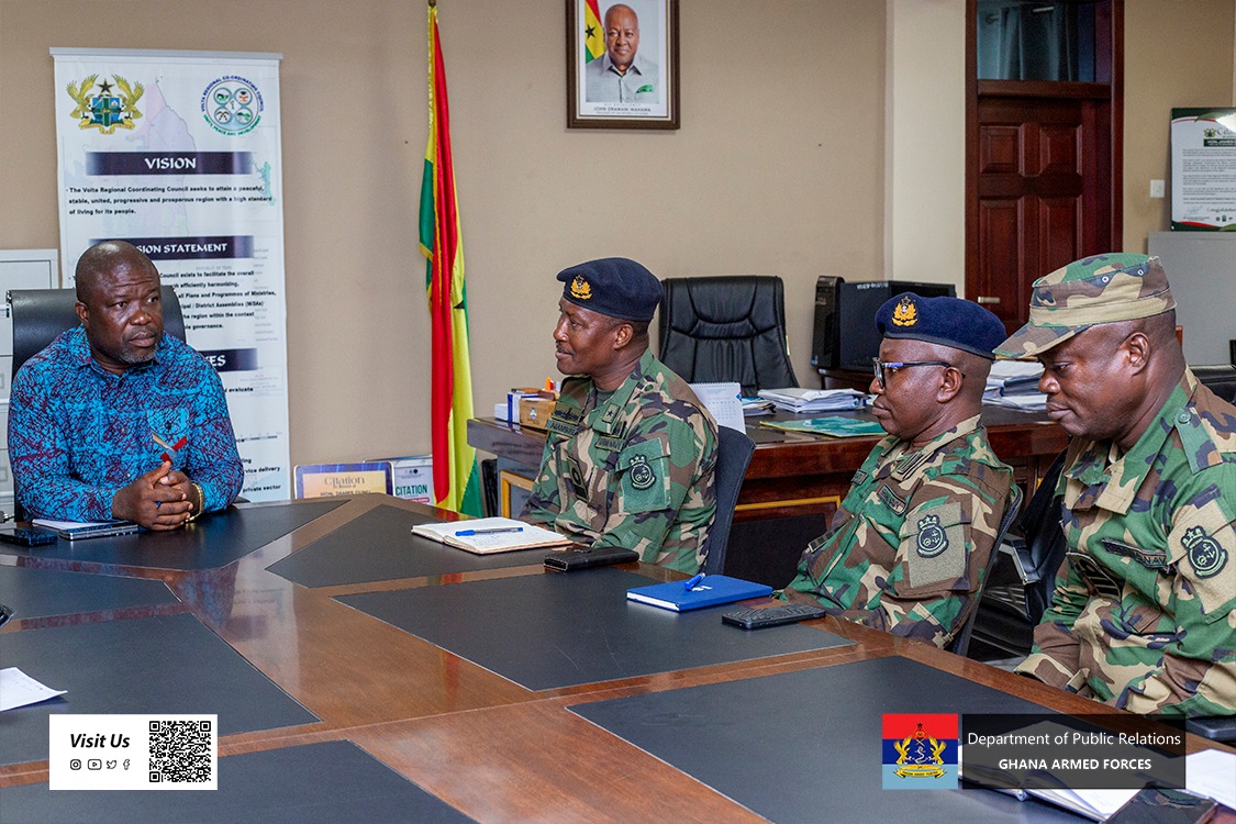 7 GARRISON COMMANDER CALLS ON VOLTA REGIONAL MINISTER - Image 3