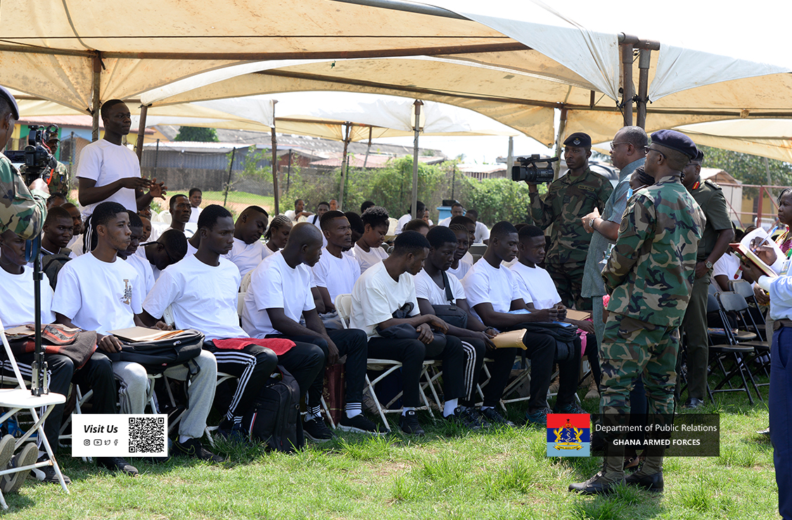 DEPUTY DEFENCE MINISTER APPLAUDS GAF PERSONNEL - Image 3